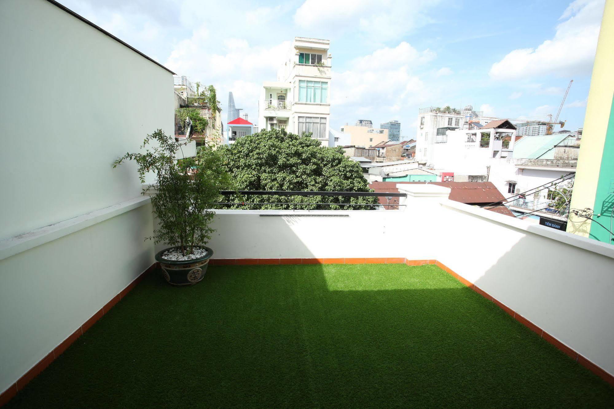 Saigon Inncrowd Ho Chi Minh City Exterior photo